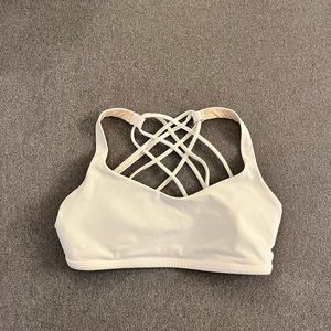 Lululemon bra.